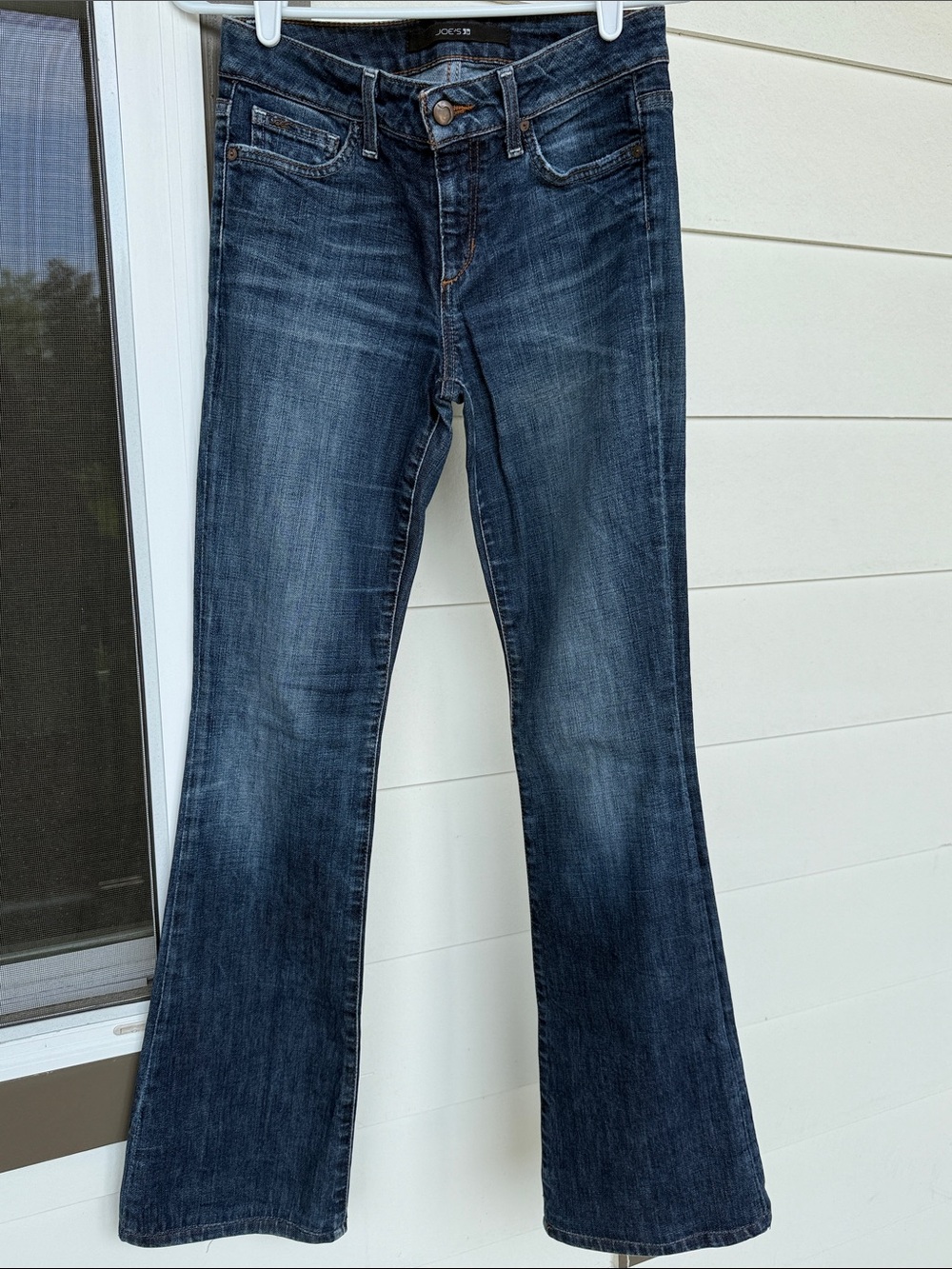 Joe's Jeans Women's Medium Wash Flared Jeans